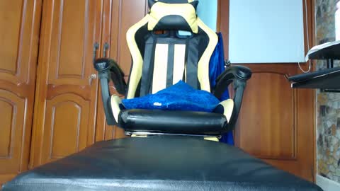 Snapshot of camila_rosess chatting on February 19, 7:26 pm valentinaEpic way Ive been fucked 1515 online show from February 19, 7:26 pm