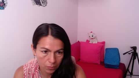 Camila Vargas online show from April 2, 10:06 pm