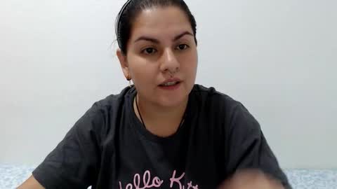 Snapshot of camila_villanueva chatting on October 7, 10:50 pm Camila Villaneva online show from October 7, 10:50 pm