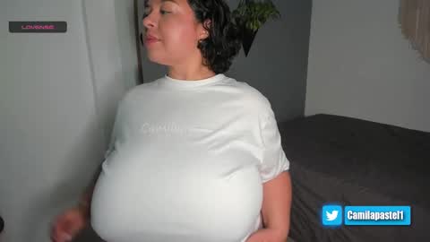 Camila  OF camilapastel   online show from September 23, 12:21 pm