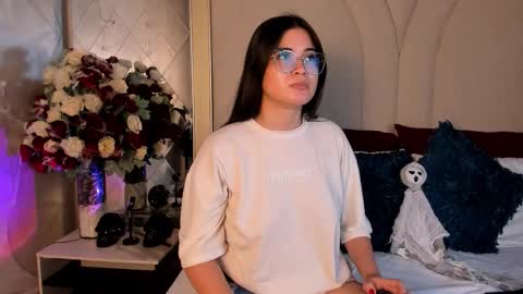 Camila online show from October 18, 7:29 pm