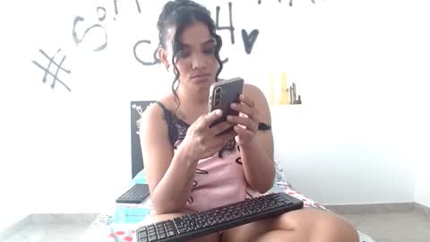 Snapshot of camilavagina24 chatting on September 14, 4:41 pm Camila online show from September 14, 4:41 pm
