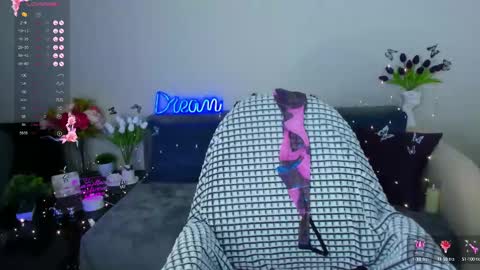 Snapshot of camilla__1one chatting on March 11, 4:51 am camilla__1one online show from March 11, 4:51 am