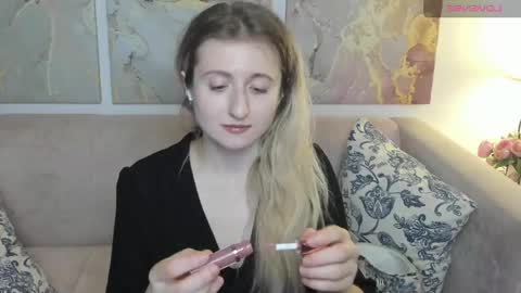 camilladreamer online show from May 16, 5:33 pm