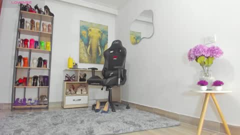 camillevega_01 online show from November 27, 2:41 am