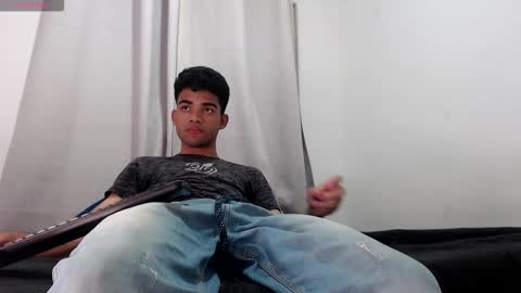 camillo_beischel_ online show from September 29, 7:13 pm