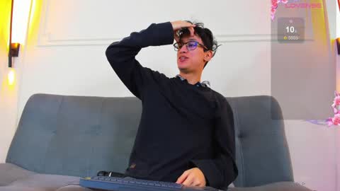 Camilo online show from April 7, 3:30 am