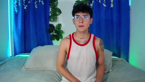 Snapshot of camilo_xcam chatting on February 3, 6:49 pm CAMILO online show from February 3, 6:49 pm