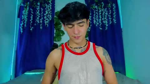 Snapshot of camilo_xcam chatting on February 17, 9:21 pm CAMILO online show from February 17, 9:21 pm