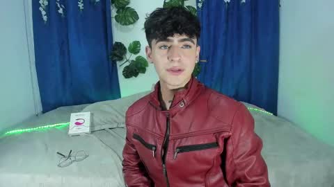 Snapshot of camilo_xcam chatting on March 10, 8:56 pm CAMILO online show from March 10, 8:56 pm