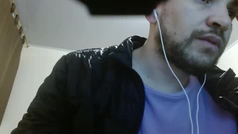 Snapshot of camiloking17 chatting on February 23, 7:28 pm camilo online show from February 23, 7:28 pm
