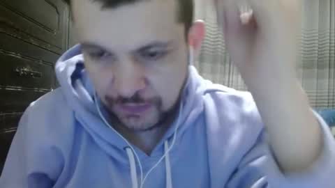 Snapshot of camiloking17 chatting on February 2, 6:04 am camilo online show from February 2, 6:04 am