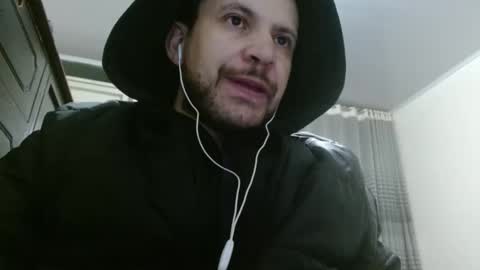 Snapshot of camiloking17 chatting on January 31, 5:09 am camilo online show from January 31, 5:09 am