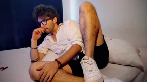 Snapshot of camilosaennz chatting on February 24, 4:04 pm camilo online show from February 24, 4:04 pm