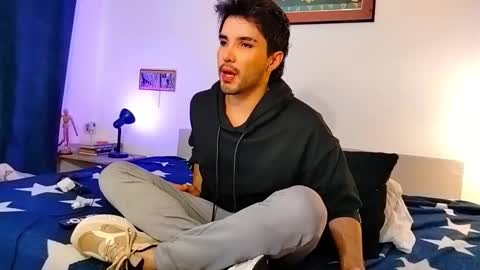 camilo online show from April 3, 10:06 pm