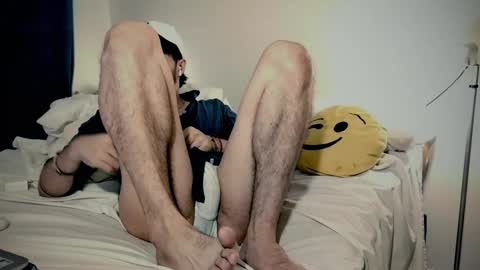 Snapshot of camilosaennz chatting on February 2, 4:05 am camilo online show from February 2, 4:05 am