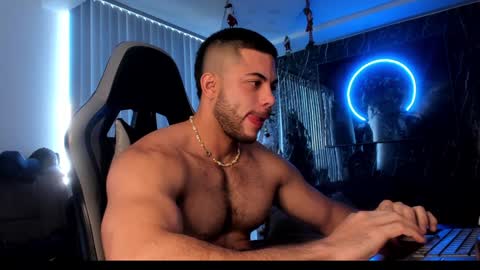 Snapshot of camilowatson chatting on January 16, 12:52 pm Camilo Watson online show from January 16, 12:52 pm
