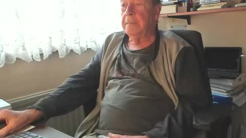 Cammee online show from January 16, 1:31 pm