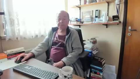 Cammee online show from February 25, 9:09 am