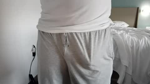 cammyman6900 online show from July 12, 11:41 pm