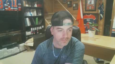 CanadianBacon6969 online show from January 1, 10:00 am