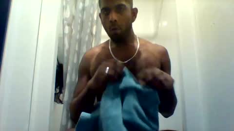 canadianbrownbear online show from February 11, 4:13 pm