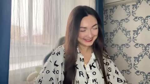 Kate online show from November 20, 8:13 am