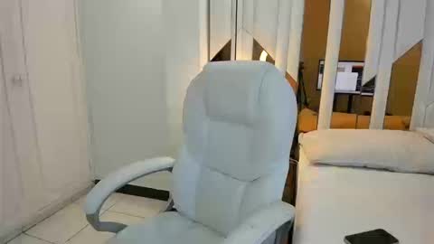 Candela online show from September 9, 10:54 pm