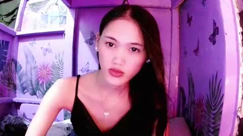 candiceswanpolei_ online show from July 1, 1:09 pm