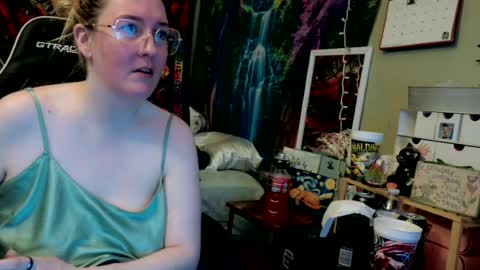 Candi online show from July 14, 2:05 am