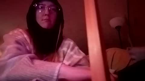 Candi online show from November 10, 7:44 am