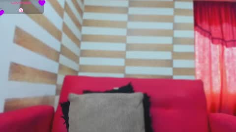 Candy  Brown online show from February 12, 1:48 pm