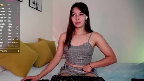 Snapshot of candy_canee chatting on February 17, 5:44 pm online show from February 17, 5:44 pm