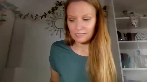 Candy Cougar online show from July 8, 8:51 am