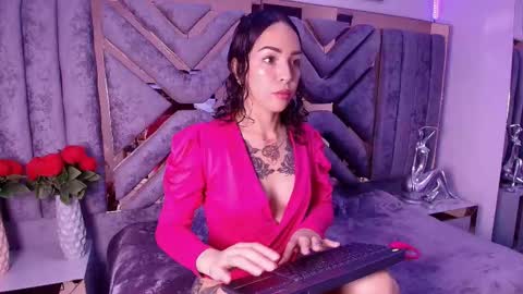 candy_dim online show from October 22, 8:32 pm