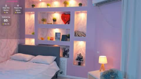 Flora online show from November 3, 7:53 am