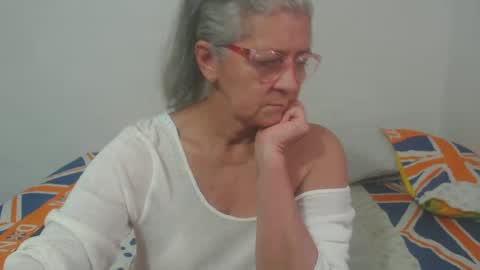 candy online show from February 24, 9:52 pm