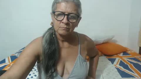 candy online show from February 13, 10:54 pm