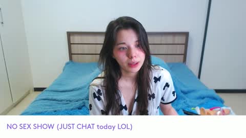Snapshot of candy_milika chatting on March 3, 4:15 pm Milika online show from March 3, 4:15 pm