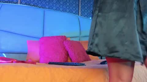 Candy plus online show from October 6, 6:48 pm