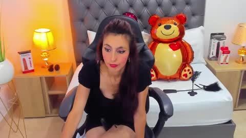 CANDY online show from February 20, 9:42 pm