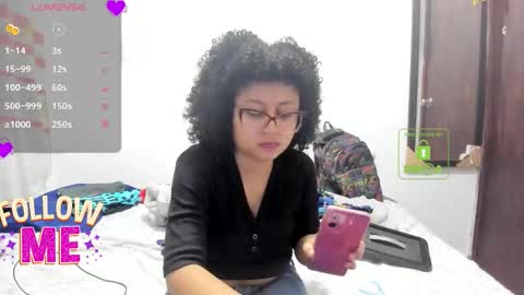 candy_val online show from February 16, 4:43 am