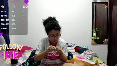 candy_val online show from March 15, 6:18 am