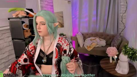 Mary online show from May 4, 1:01 am