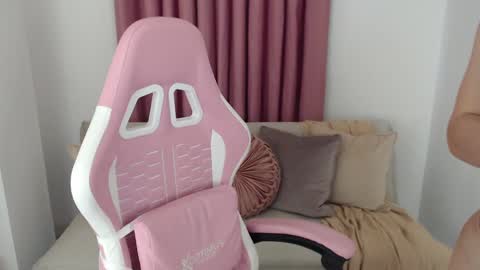 sara ivonne online show from September 8, 8:52 pm