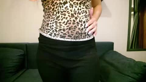 candycathc online show from February 6, 4:36 pm