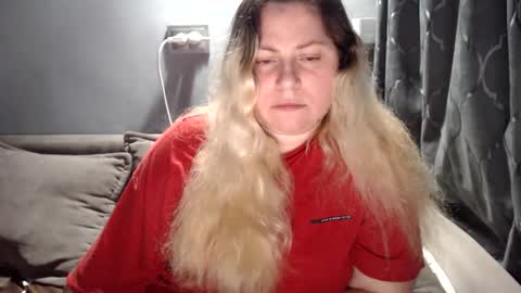 Laura online show from March 7, 11:27 pm