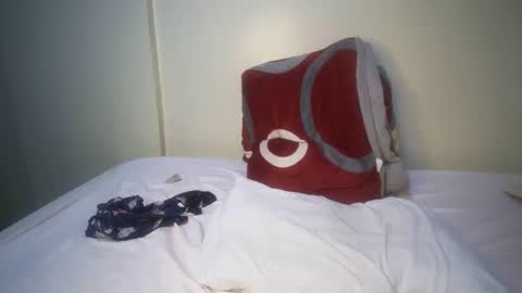 candycurly_ online show from November 19, 1:05 am