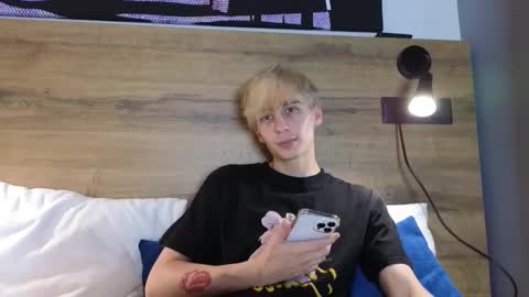 Chris online show from September 14, 5:47 pm