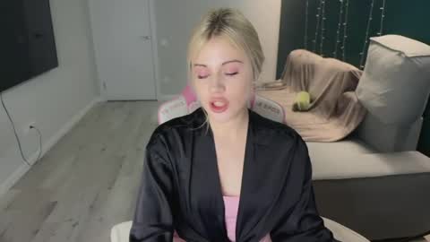 You can call me HH online show from March 30, 7:47 pm